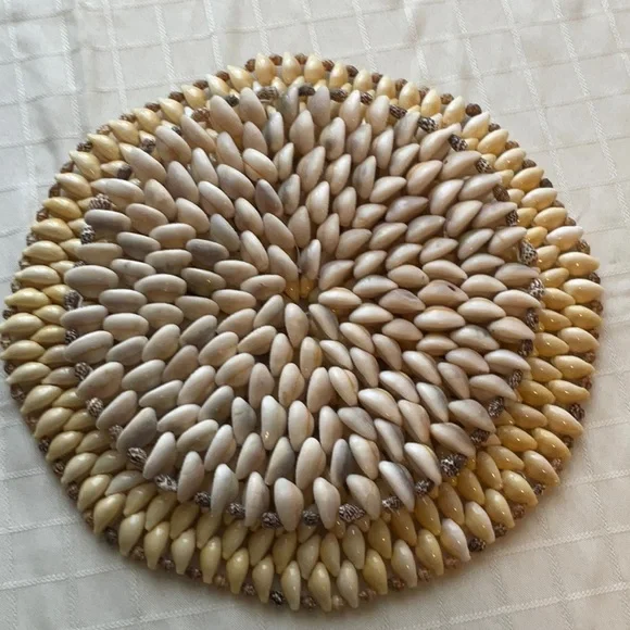Cowrie Shell Trivets - Picture 6 of 6